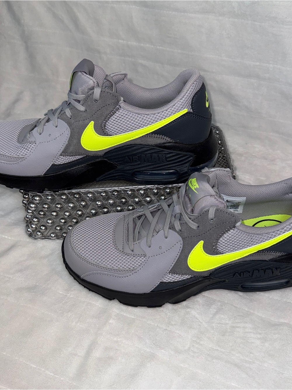 New! Nike Air Max Excee Grey Volt Neon Yellow Men’s 9.5 FZ5486-007